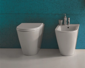 Floor mounted WC FO004